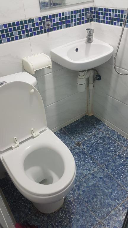 Philippine Manila Motel 8F Mirador هونغ كونغ المظهر الخارجي الصورة
